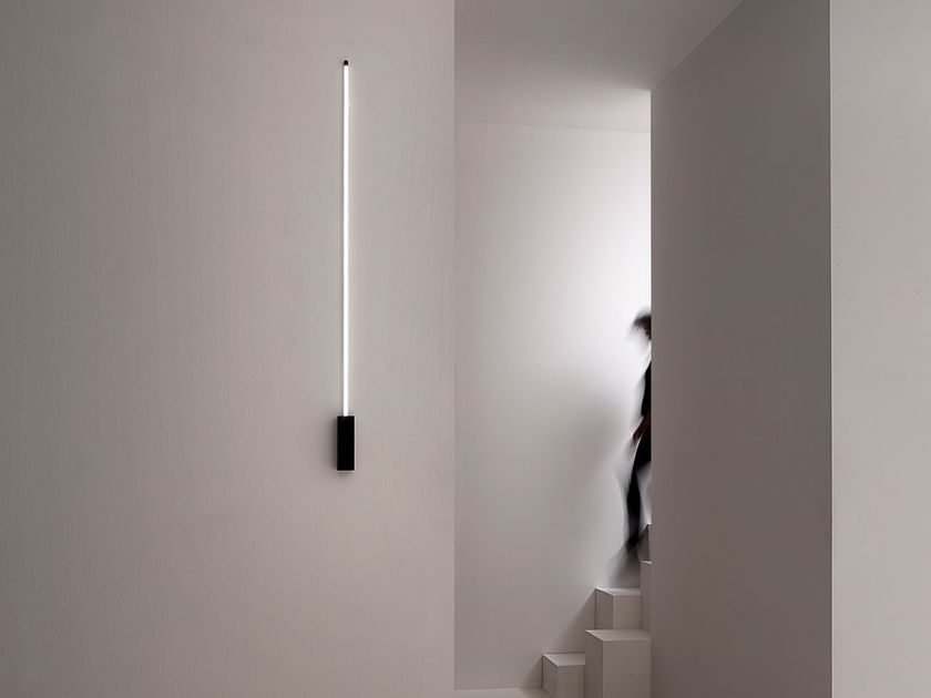 INDICO LED aluminium wall light By Vesoi