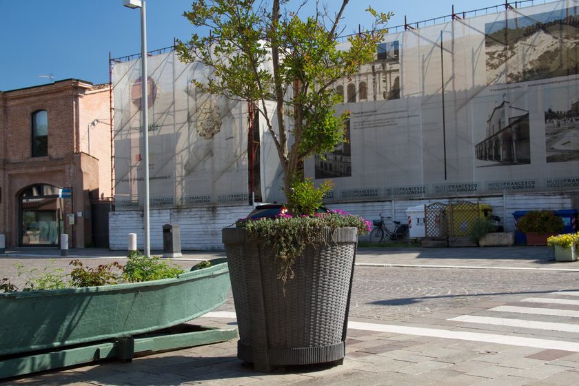 The HC Companies Fioriera Rotonda Seafoam 11,5 Pollici: Vaso In Plastica Resistente Con Fori Di Drenaggio Per Giardino E Piante Da Interno