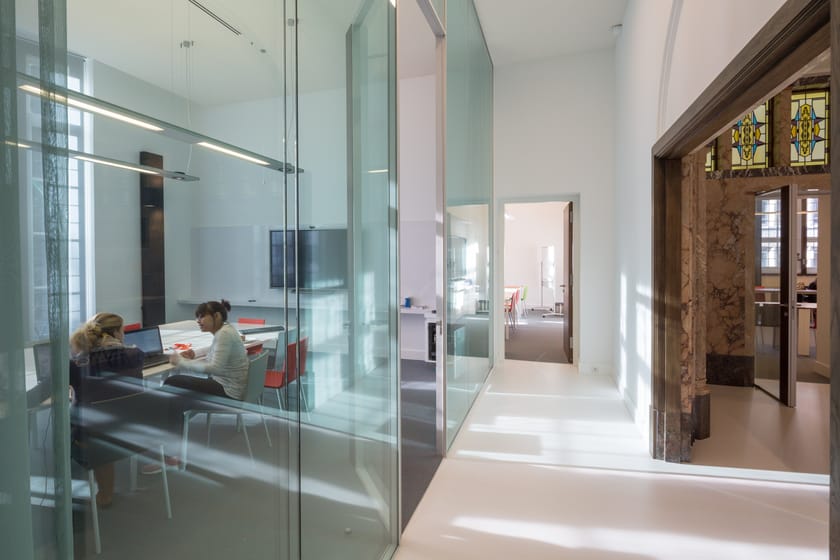 Integrated office walls By AVC Gemino