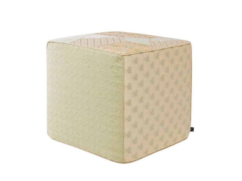 HANATSUGI 121 Pouf By K-3