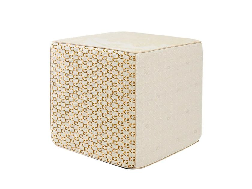 PIVOINE 121 Pouf By K-3