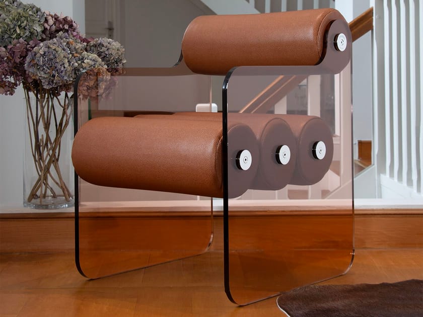 MW04 CHAIR IN BRONZE PMMA