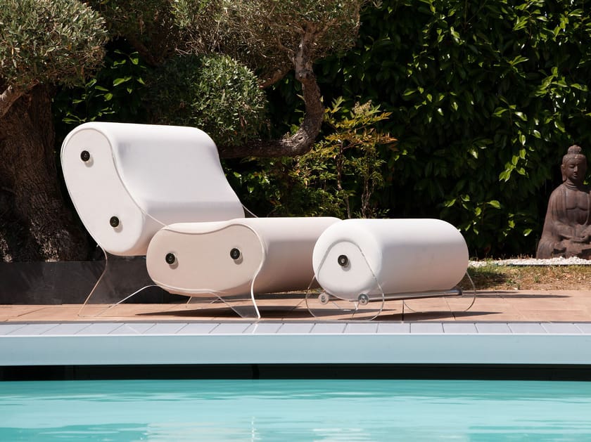 MW06 BICOLOR SET ARMCHAIR AND FOOTREST