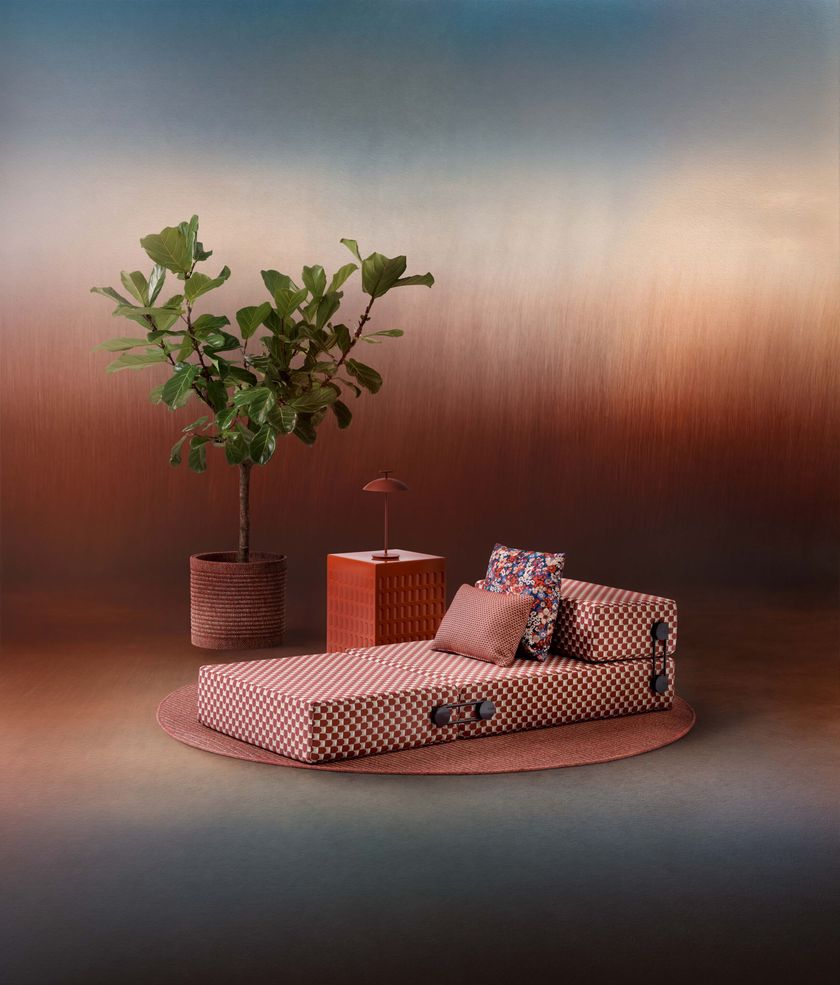 TRIX LIBERTY Garden daybed By Kartell