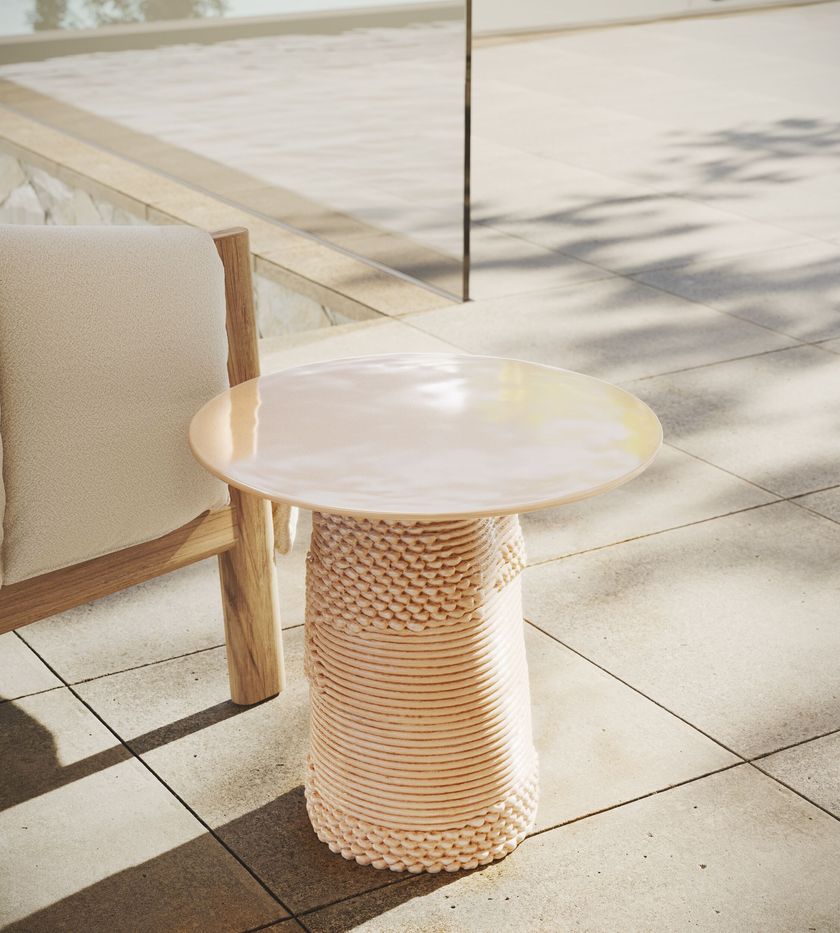 PLUMON Coffee table By Kettal | design Patricia Urquiola