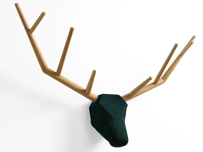 Hunting trophy yy Wall-mounted oak coat rack By Klybeck | design ...