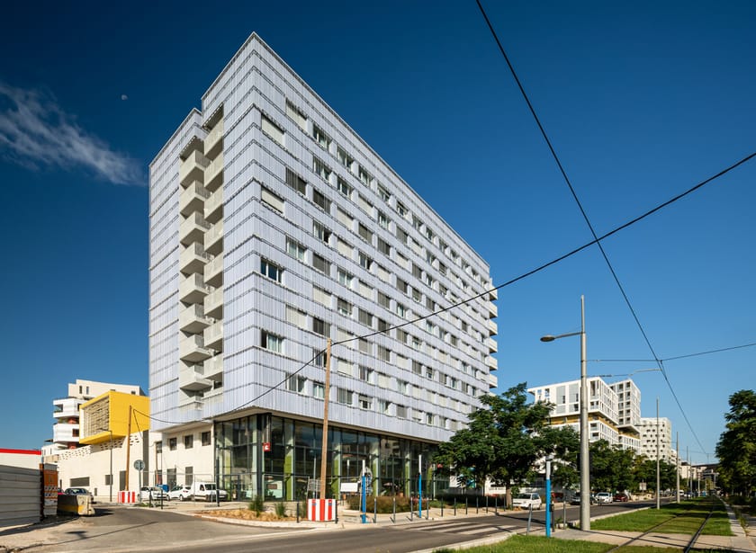 CLADDING KLEY STUDENT RESIDENCE by Kriskadecor - Facciata frangisole in catene di alluminio - 5