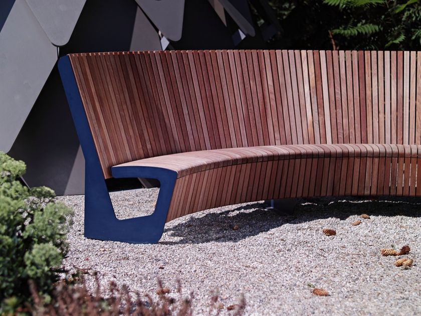 Panchina Curva Da Giardino In Legno Massello COSTWAY - Per 2-3 Persone, Portata 360kg, Ideale Per Bordo Piscina