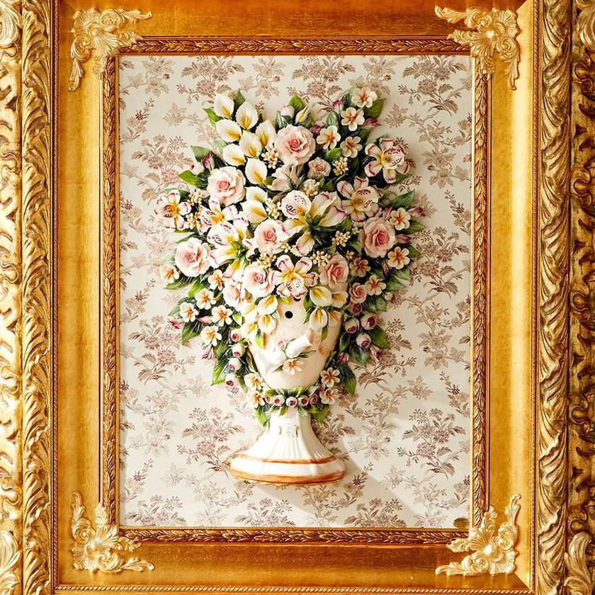 Quadro con Ceramica di Capodimonte LARGAORO - Italia Cornici