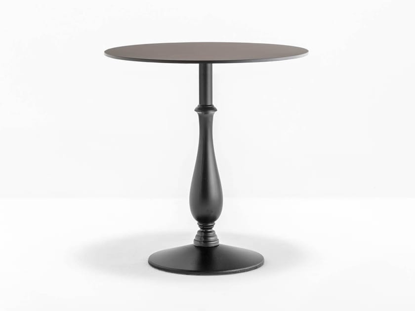 Cast iron coffee table LIBERTY By PEDRALI