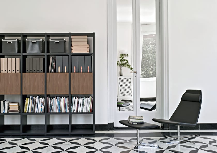 Tall office shelving LIBRO By