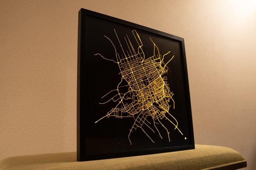 LIGHTBOX CITY GAZING Painting with light By VOUW