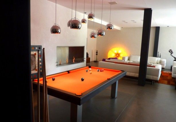 Set Di 2 Orecchini In Acciaio Inox 316L – Sfera Biliardo 8 Ball, Colori Nero E Argento, Per Donna E Uomo