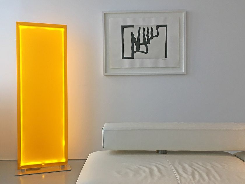 Floor lamp By Seven Colors Design