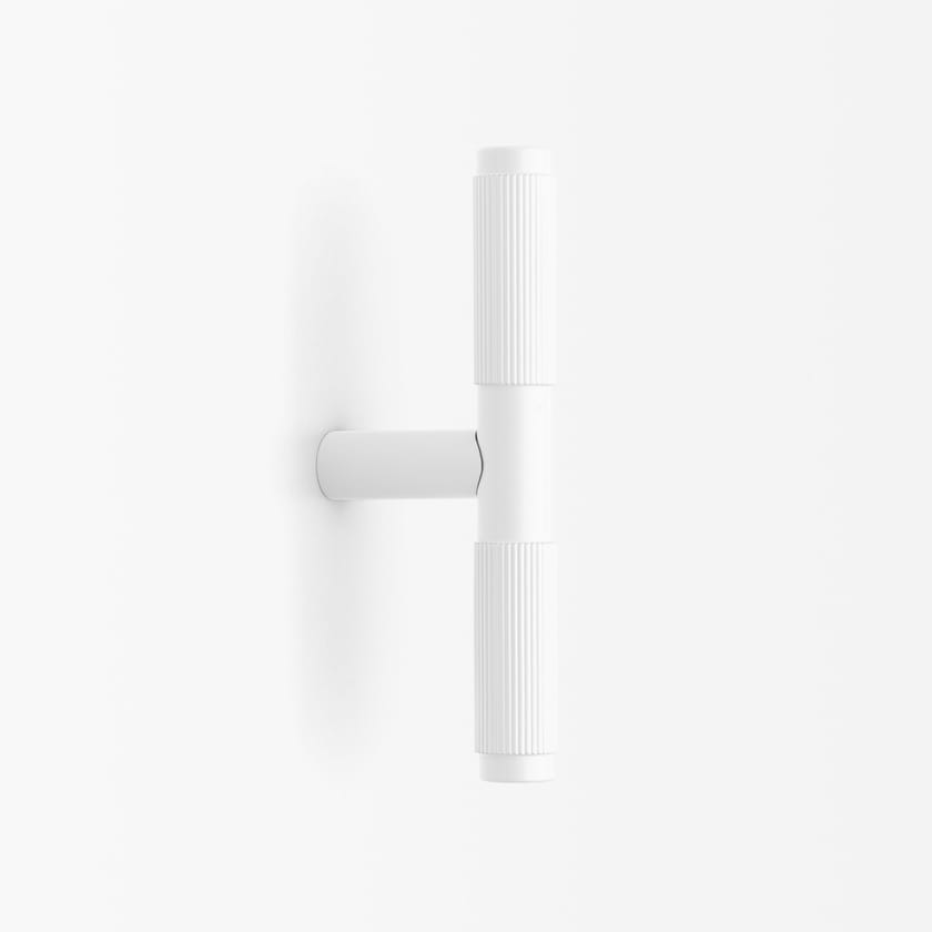 LINEAR T-PULL by Lo & Co Interiors - Pomello in ottone - 14