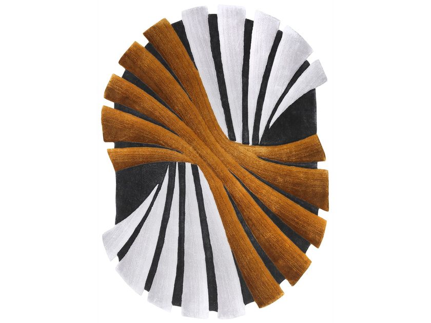 PLEAT 002-F Custom wool and viscose rug By Loominology