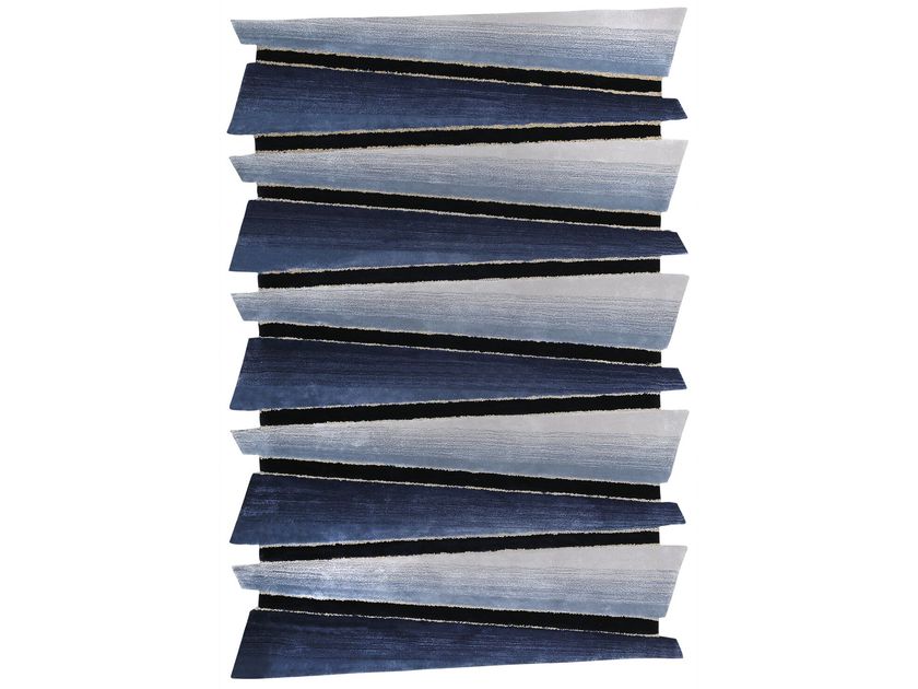 PLEAT 003-VX Custom wool and viscose rug By Loominology