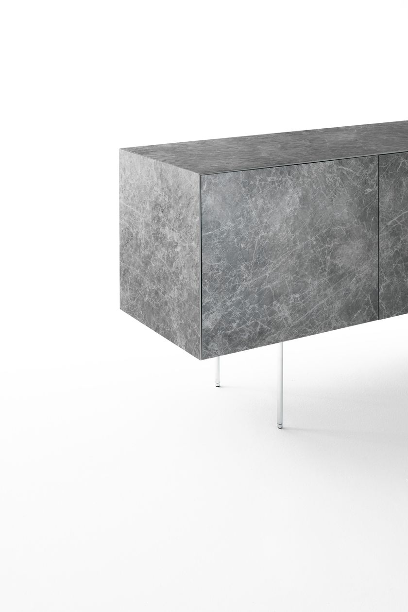 MAGIC BOX Crystal sideboard with doors By Glas Italia design Piero