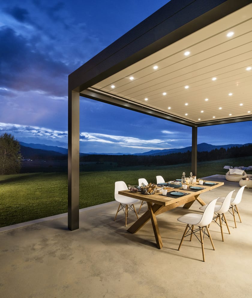 Pergola addossata a lamelle orientabili TWIST Pergola addossata