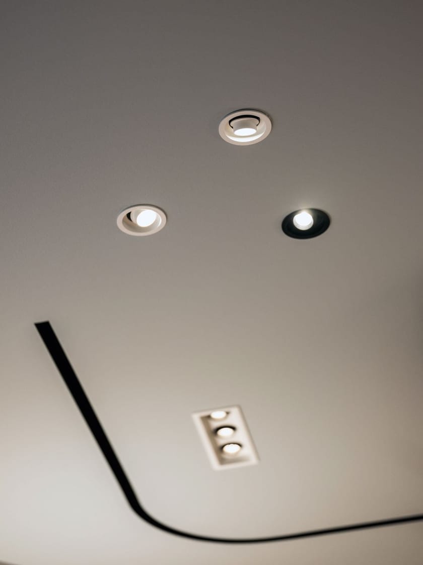 MICROSPY IN OK spotlight By Delta Light