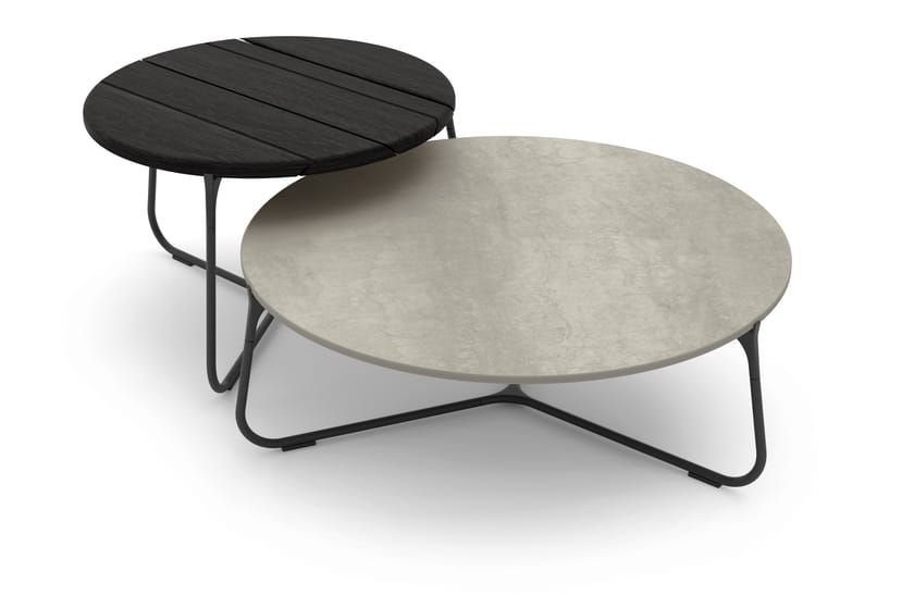 MOOD Round ceramic garden side table By MANUTTI design Gerd Couckhuyt