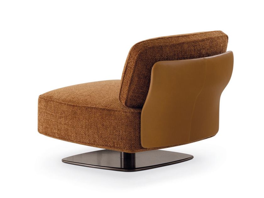 sakiページ SAKI Sillón By Minotti