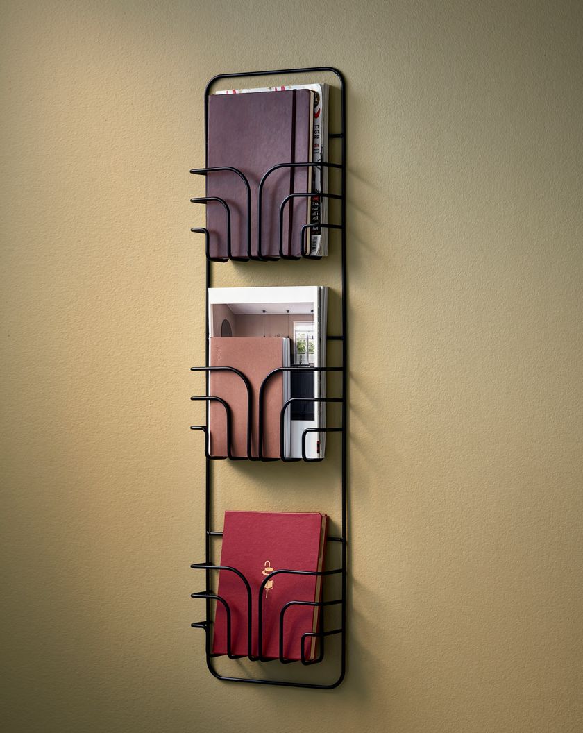 NOW Magazine rack By Maze