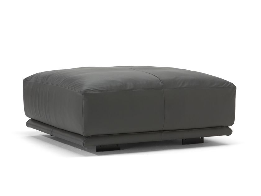 LONG BEACH Pouf By Natuzzi Italia | design Claudio Bellini