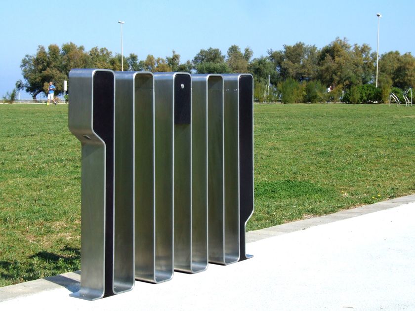 OMEGA-P | Bicycle rack By LAB23 design GIBILLERO design