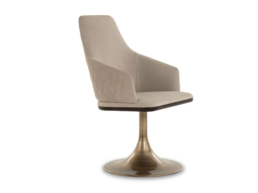 HILARY Executive chair By OPERA CONTEMPORARY