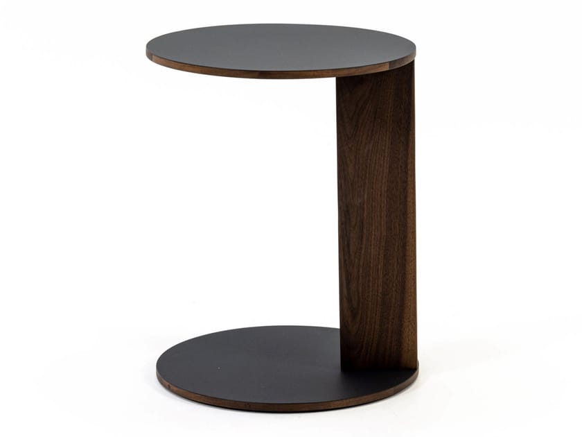 OVERHANG Round coffee table Round PC laminate side table By Case