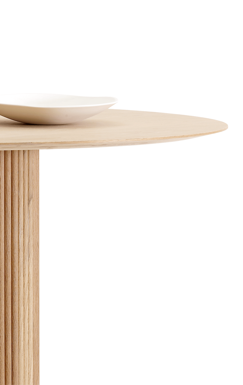 PALAIS ROYAL Round oak table By ASPLUND design Anya Sebton, Eva Lilja