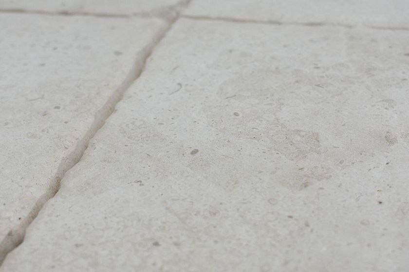 Pietra D'ambra Con Insetto Incorporato - Esemplare Naturale Da Collezione - 4