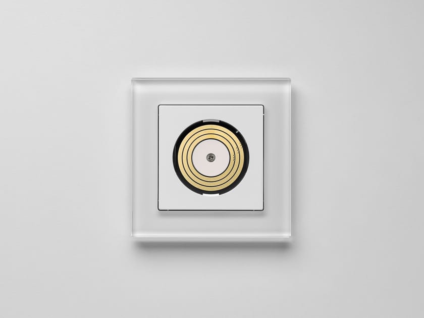 PLUG & LIGHT by JUNG - Alimentatore - 5