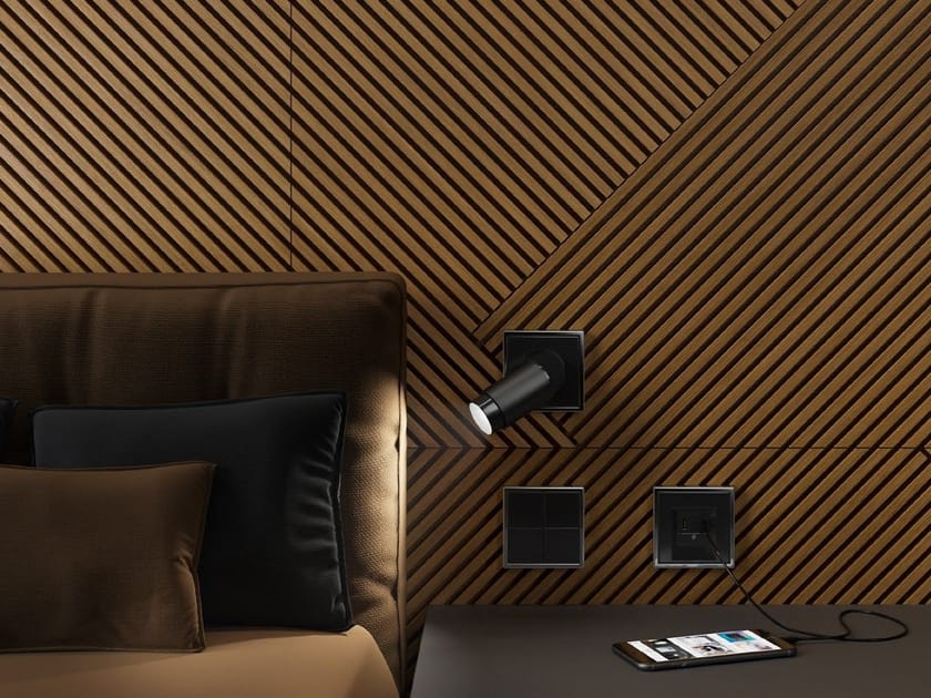 PLUG & LIGHT by JUNG - Faretto a LED orientabile - 8