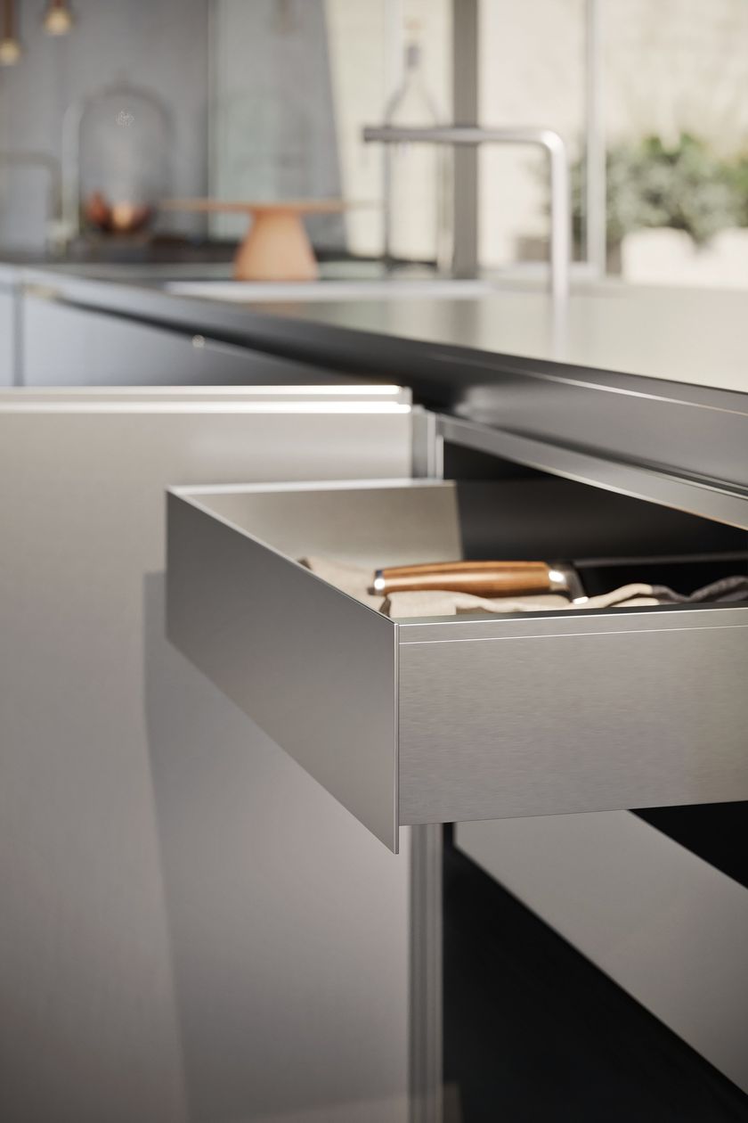 PROJECT 03 outdoor kitchen By MODULNOVA design Carlo Presotto, Andrea ...