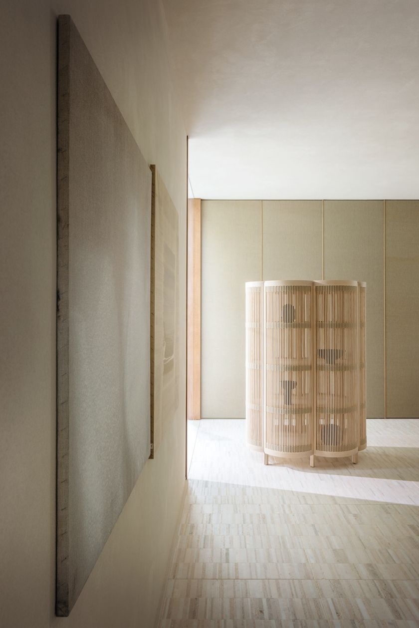 NUVOLA by Paola Lenti - Credenza in frassino massello con ante a battente - 5