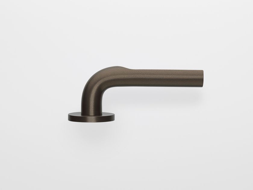 RIVIO GL100BR door handle By Formani design Gensler