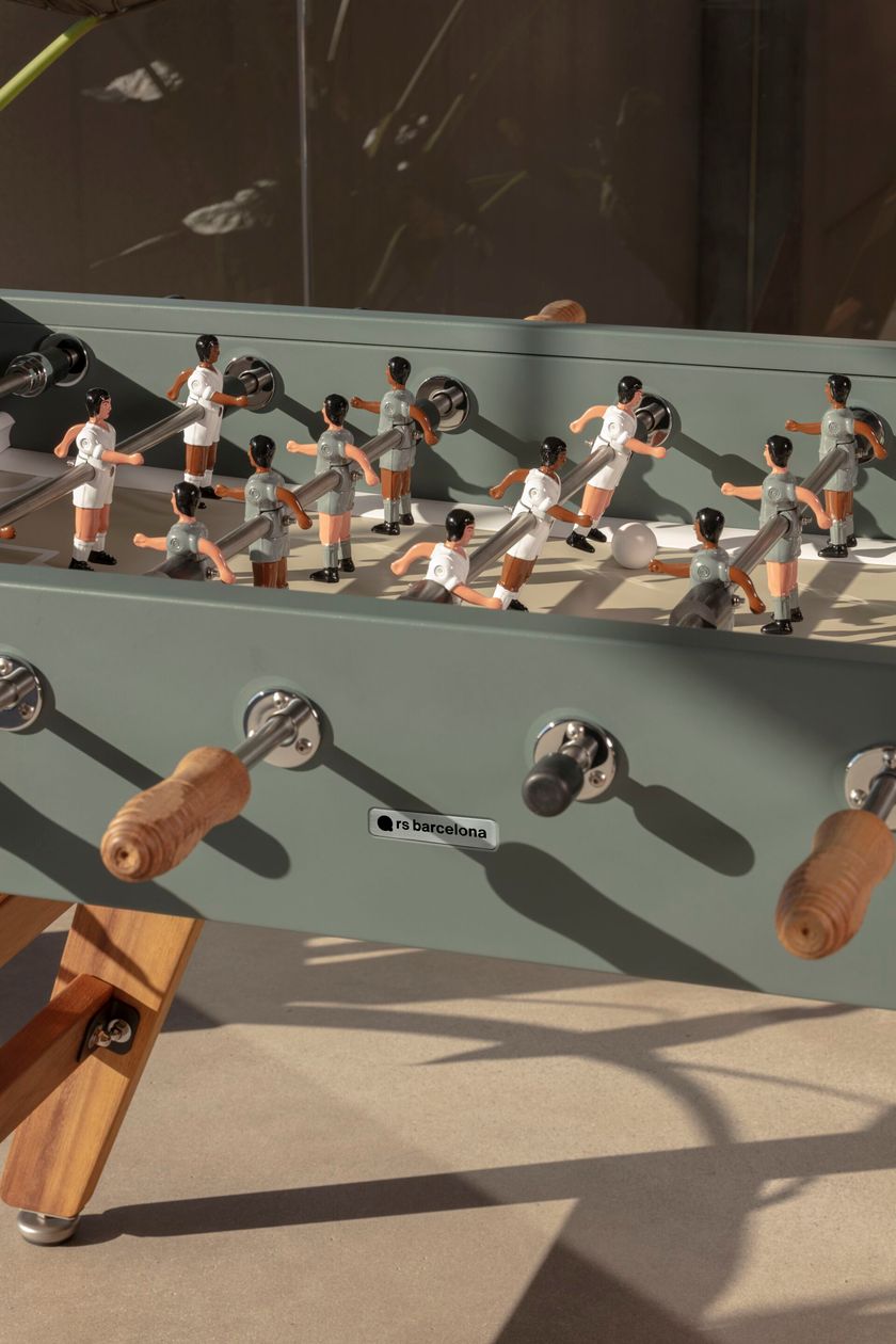 RS3 WOOD by RS Barcelona - Calciobalilla rettangolare in acciaio e gambe in Iroko - 3