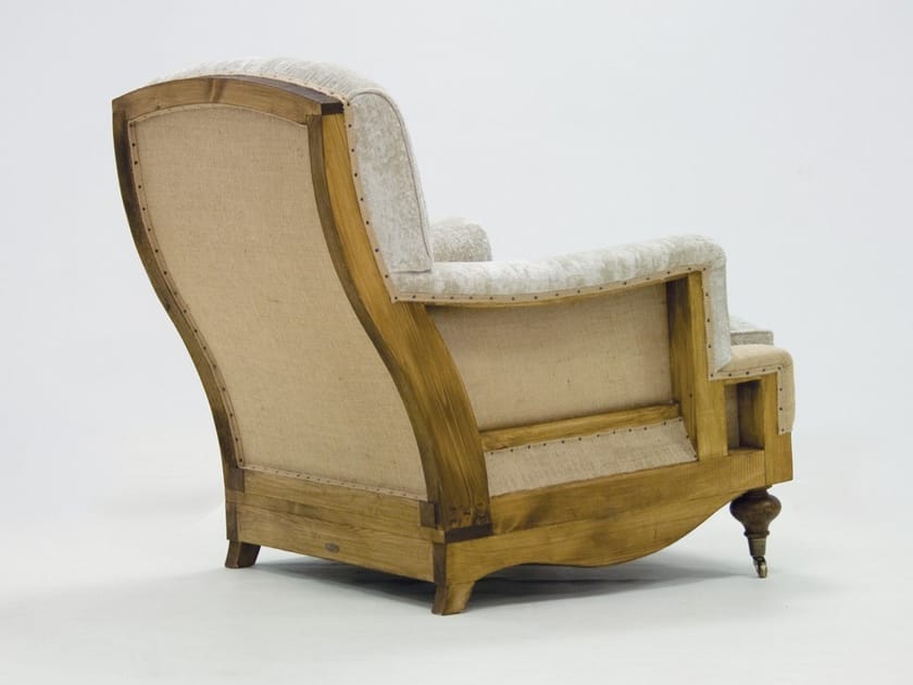 RUFUS ESSENCE Velvet armchair By CREARTE COLLECTIONS