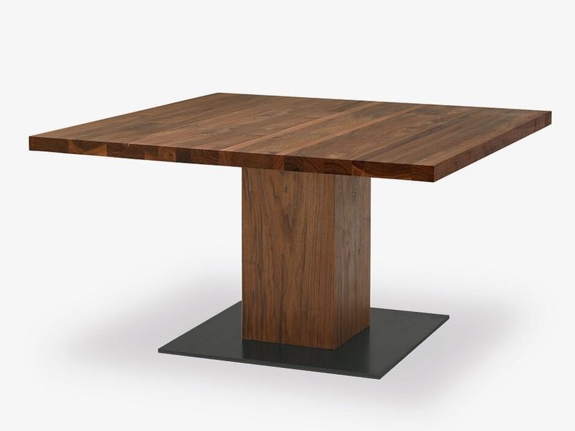 BOSS BASIC QUADRATO Square solid wood table By Riva 1920