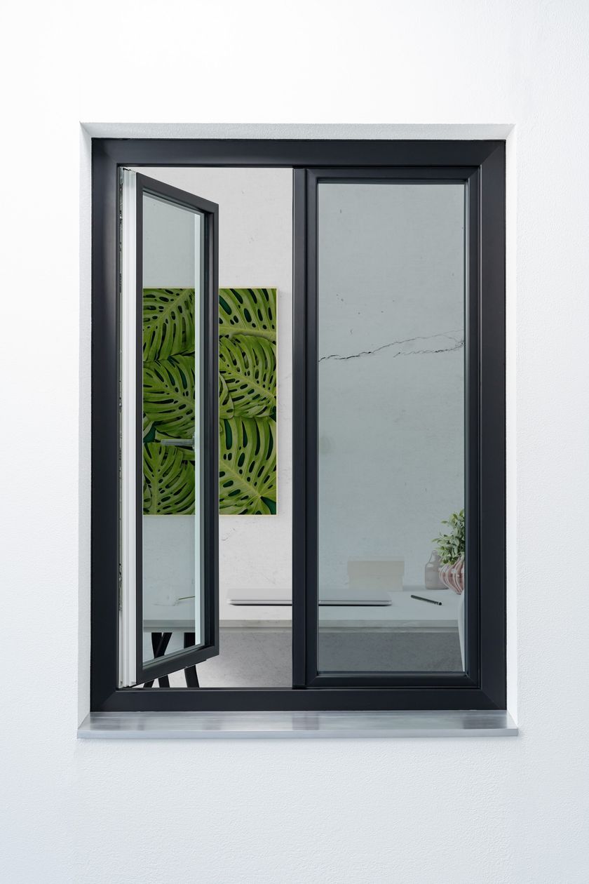 S 9000 PLUS by GEALAN - Finestra a battente in PVC con triplo vetro - 5