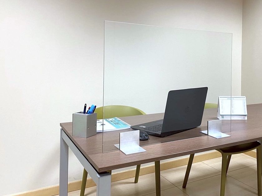 Barreira de proteção de vidro de mesa SAFE DESK By ALUVETRO