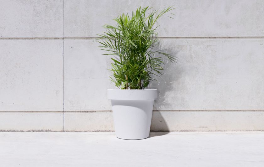 Pure Garden Geländer-Pflanzkübel, Rund, Grau – 7,6 Liter, Mit Drainage, Für Balkon & Terrasse