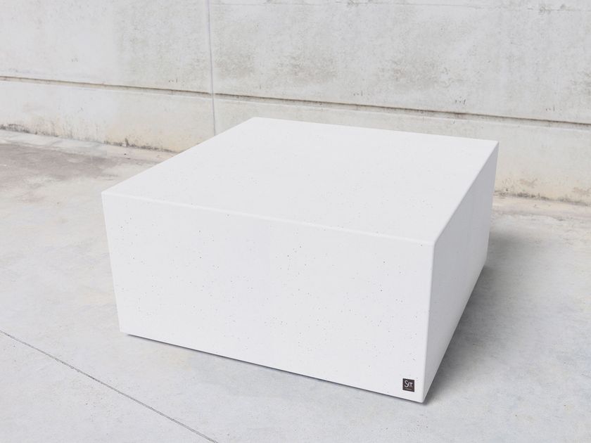 CUBIC Fiber-reinforced concrete outdoor chair By SIT