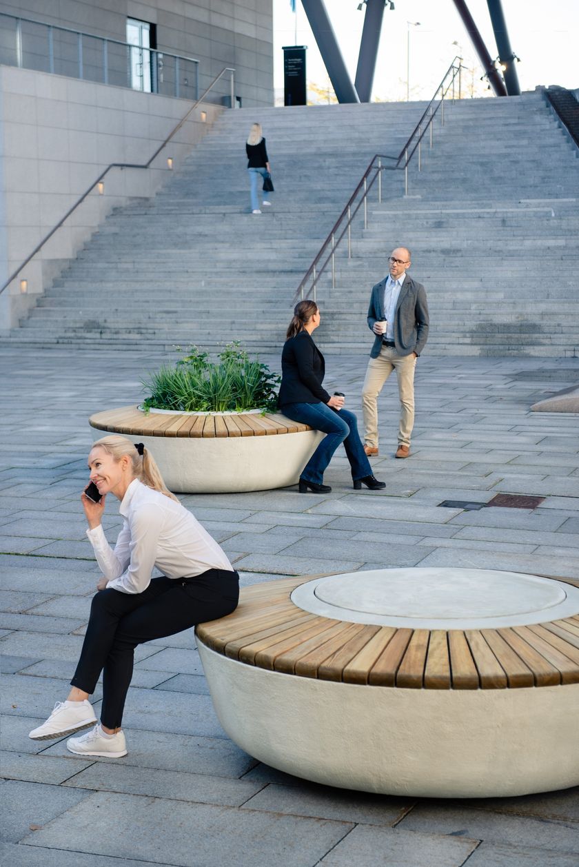 Round backless cement Bench SOL By VESTRE design Espen Voll, Tore ...