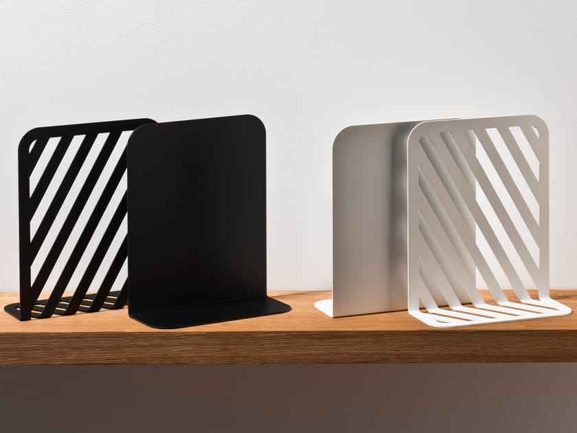 SOLID BOOKEND #01 by Weld & co - Fermalibri in lamiera - 3
