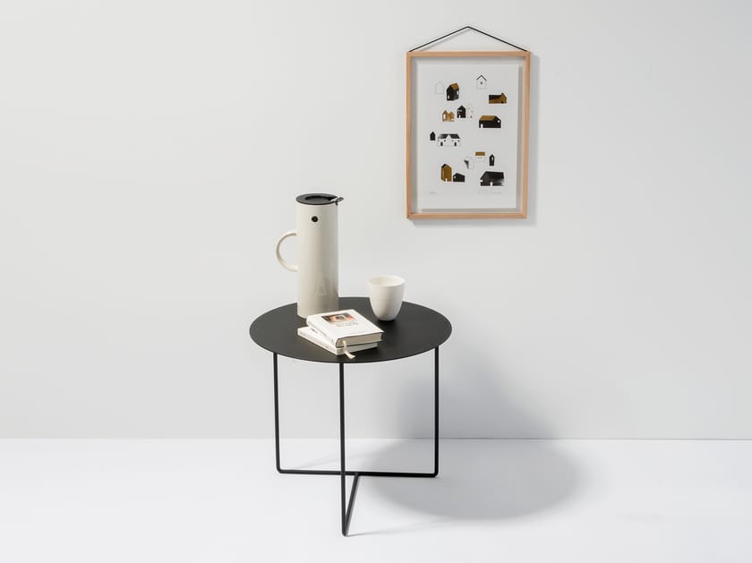 SOLID SIDE TABLE #01 by Weld & co - Tavolino rotondo in lamiera - 31