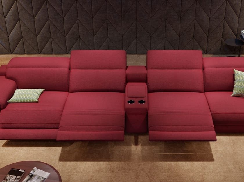 SORA KINO Sofá 4 lugares de tecido By Sofanella