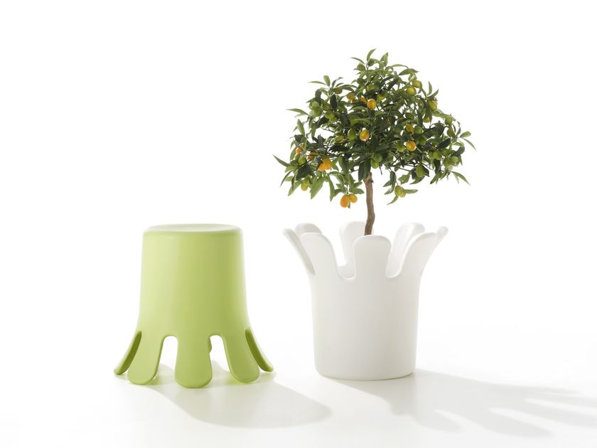 SPLASH | Stool By B-LINE design Kristian Aus